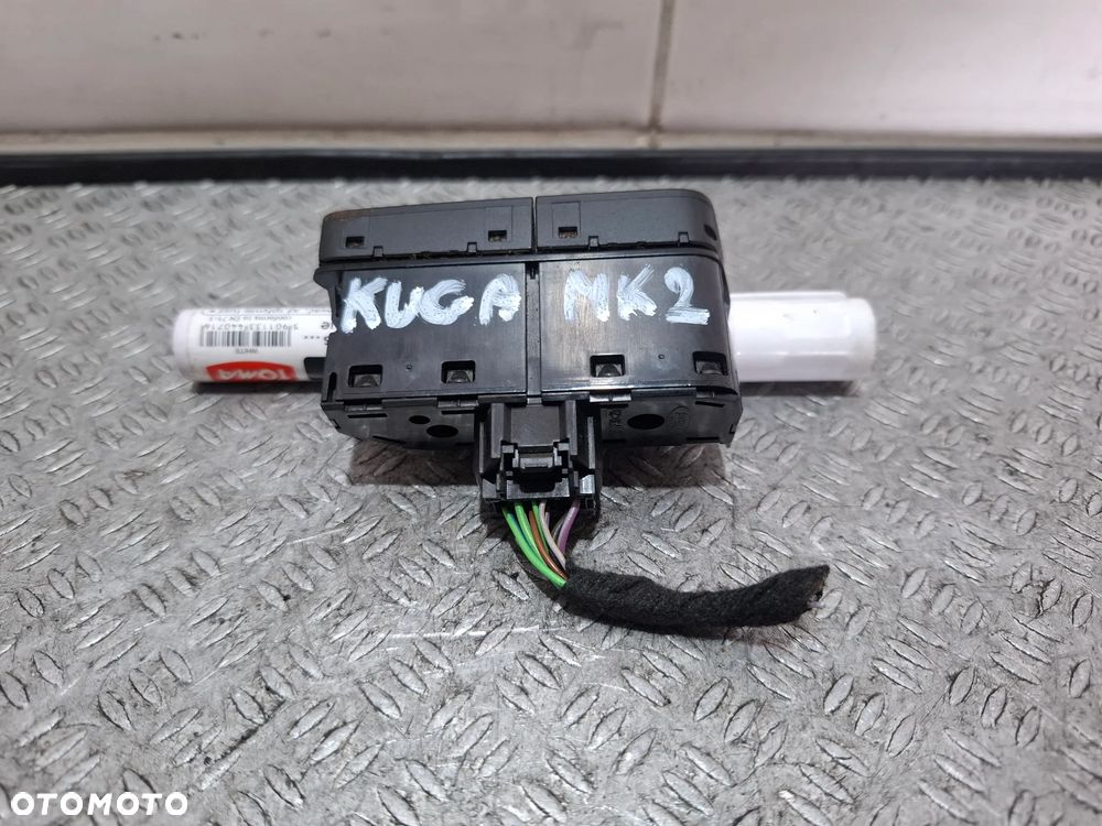 Panel przełączników Ford Kuga MK2 2015 rok nr AM5T14B436DB - 2