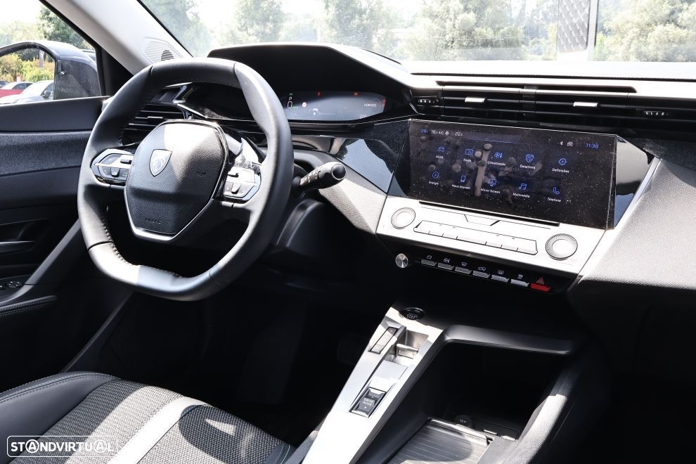 Peugeot 408 1.6 Hybrid Allure e-EAT8 - 12