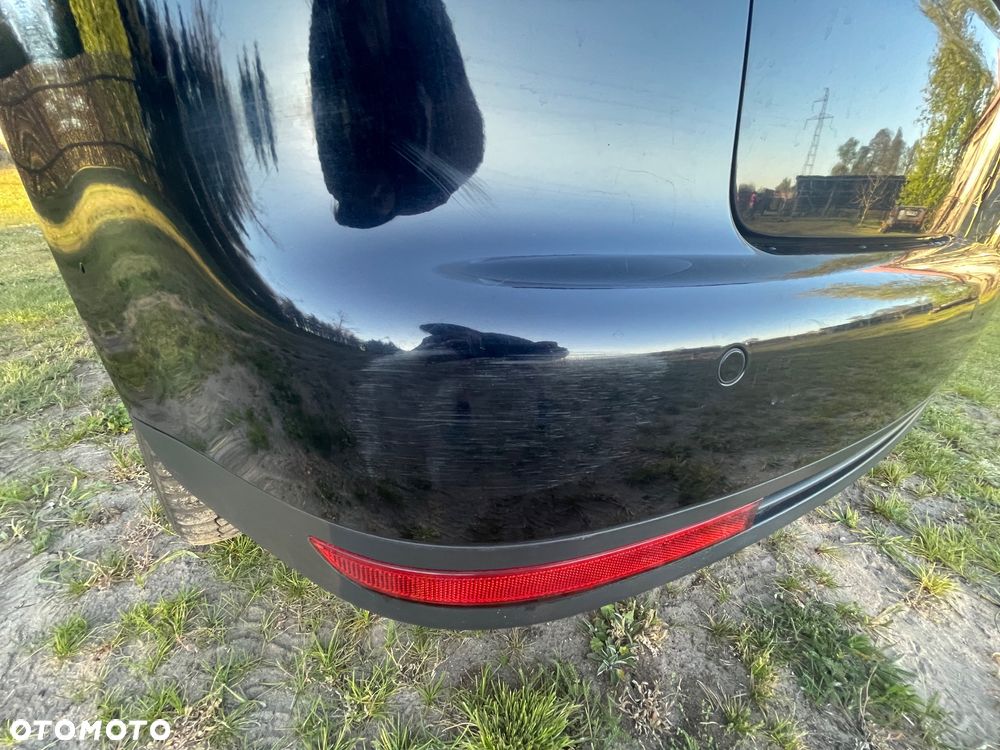 Volkswagen Touran - 21