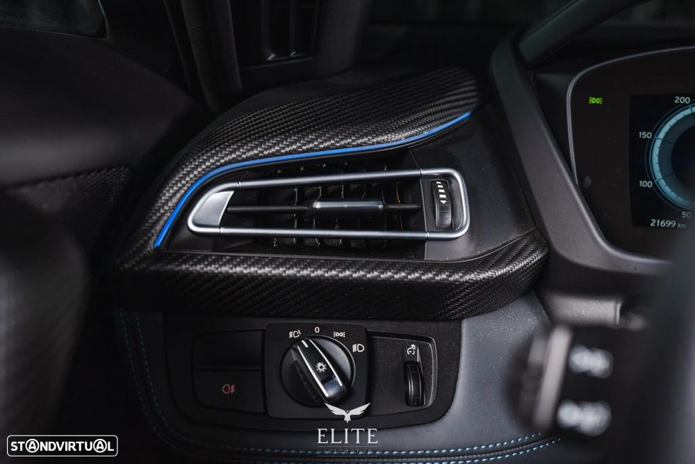 BMW i8 Roadster - 22