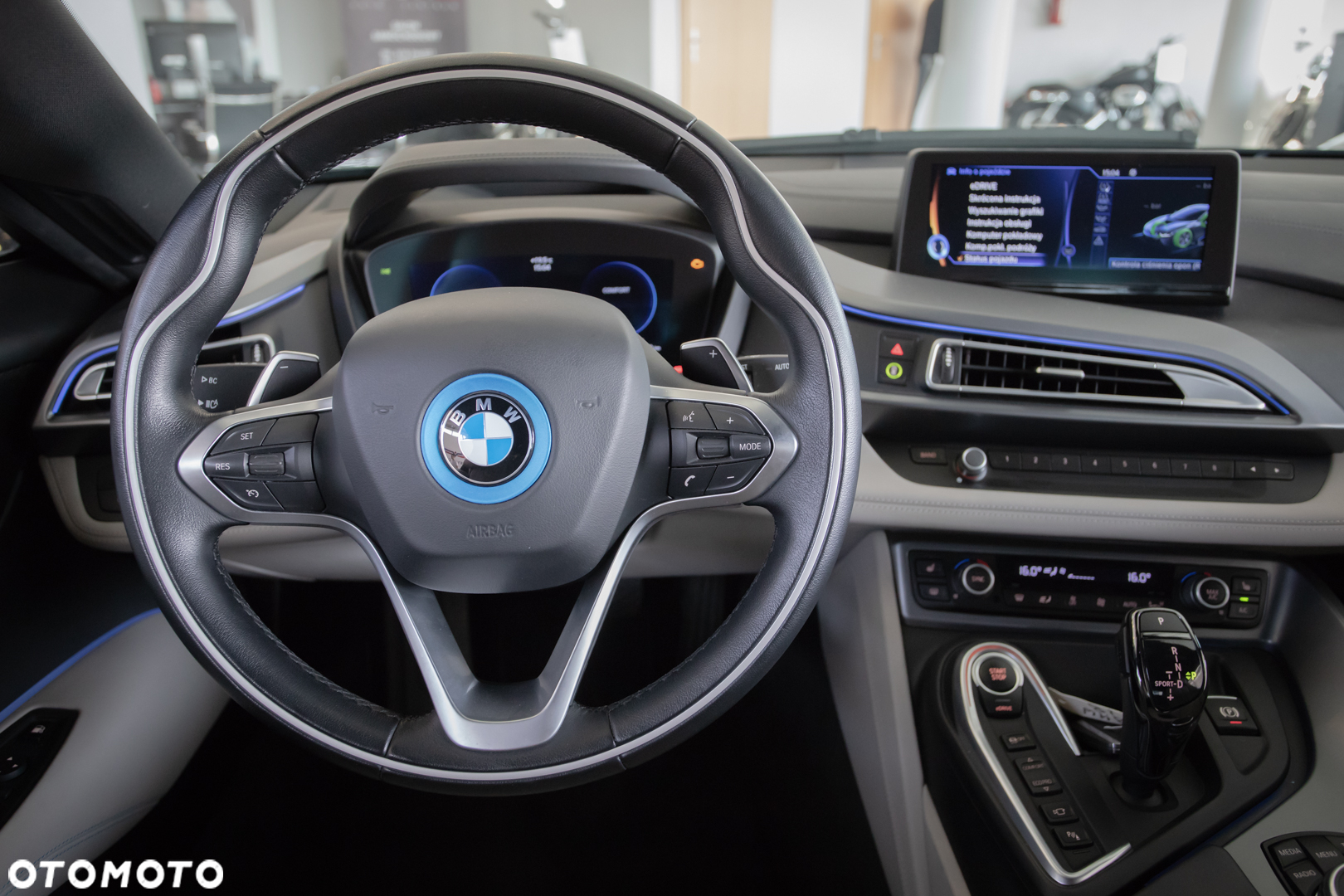 BMW i8 - 13