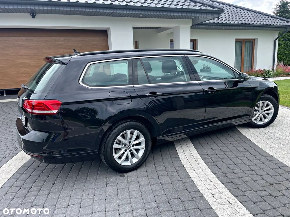 Volkswagen Passat ver-variant-1-5-tsi-opf-dsg-comfortline - 18