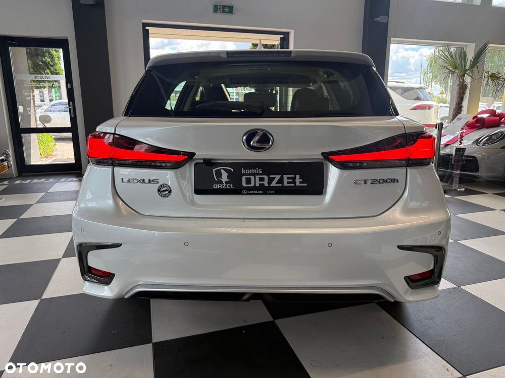 Lexus CT - 6
