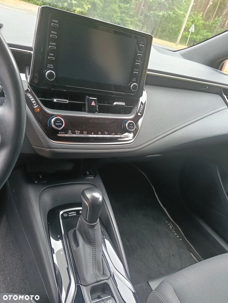 Toyota Corolla - 12