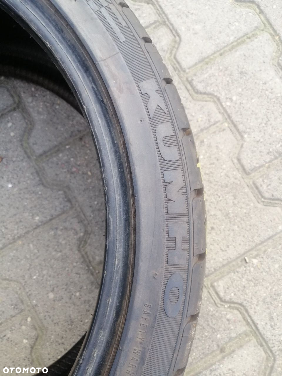 255/35ZR19 96Y XL Kumho Ecsta SPT - 5