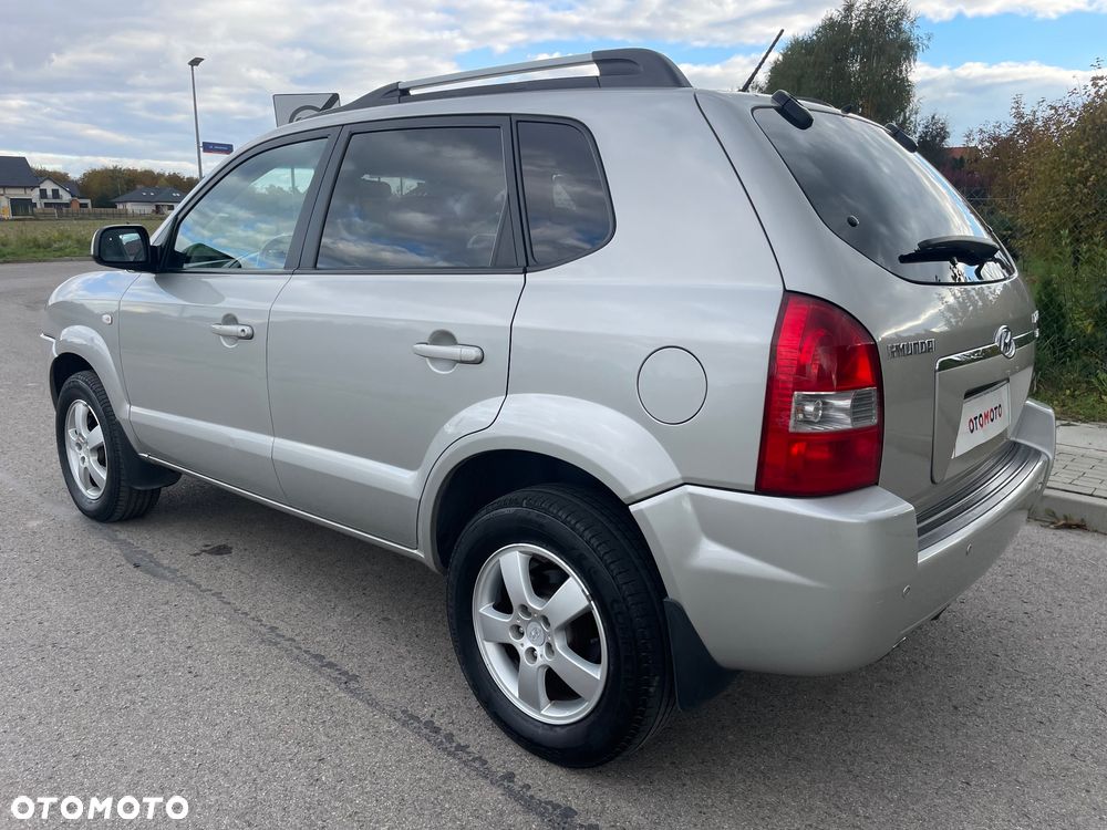 Hyundai Tucson 2.0 CRDi VGT 2WD Automatik GLS - 26