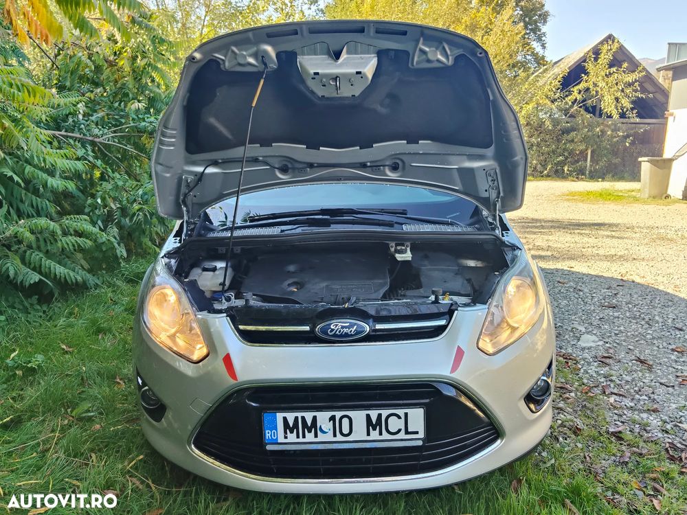 Ford C-Max - 26