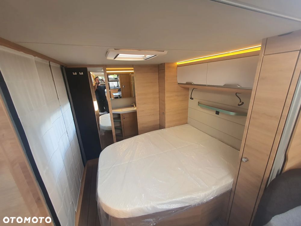 KNAUS SUDWIND 650 PXB BLACK SELECTION - 20