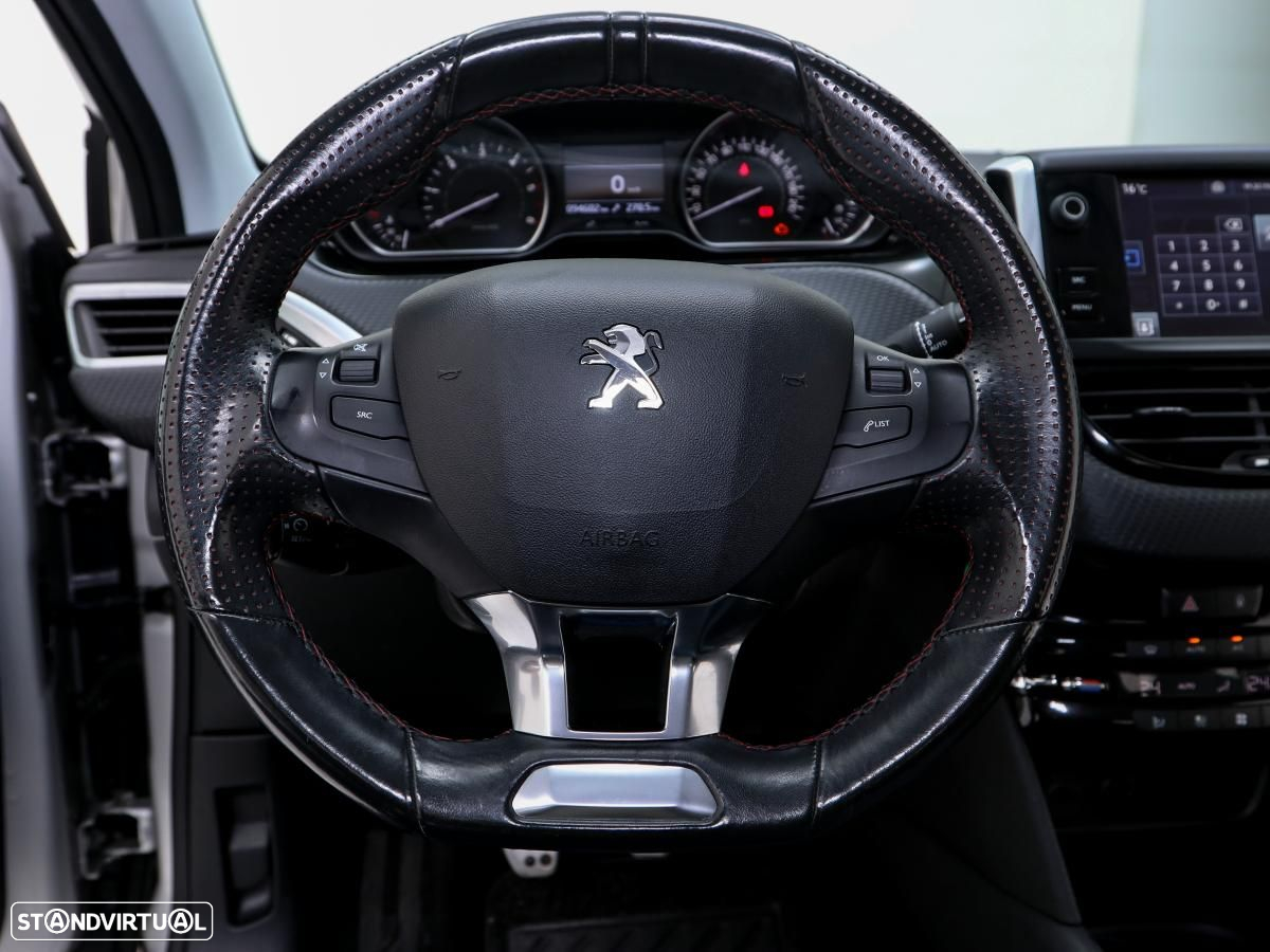 Peugeot 208 - 16