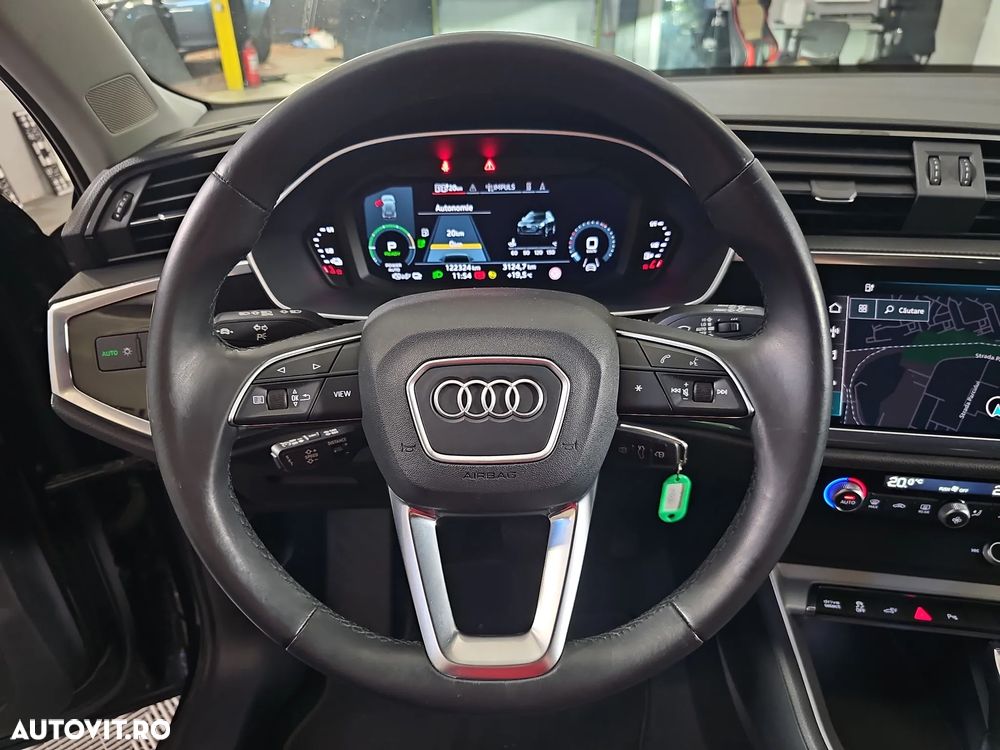 Audi Q3 45 TFSIe S tronic - 17