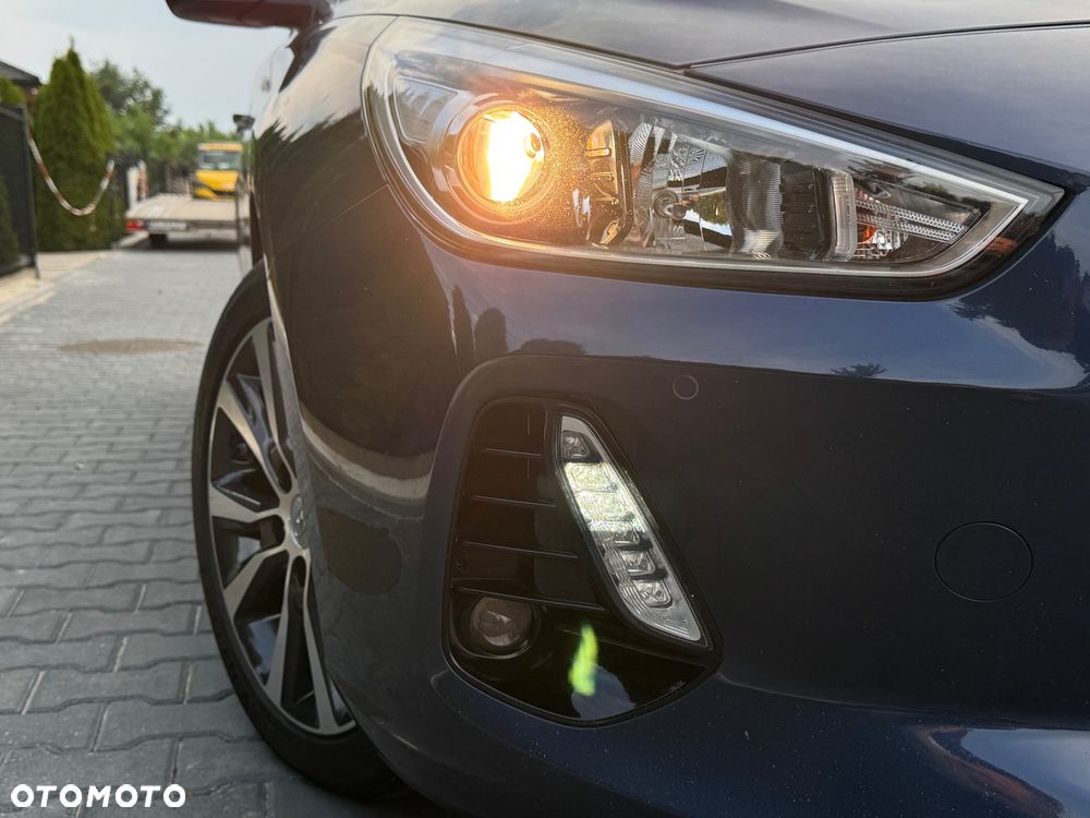 Hyundai i30 1.4 T-GDI YES - 36