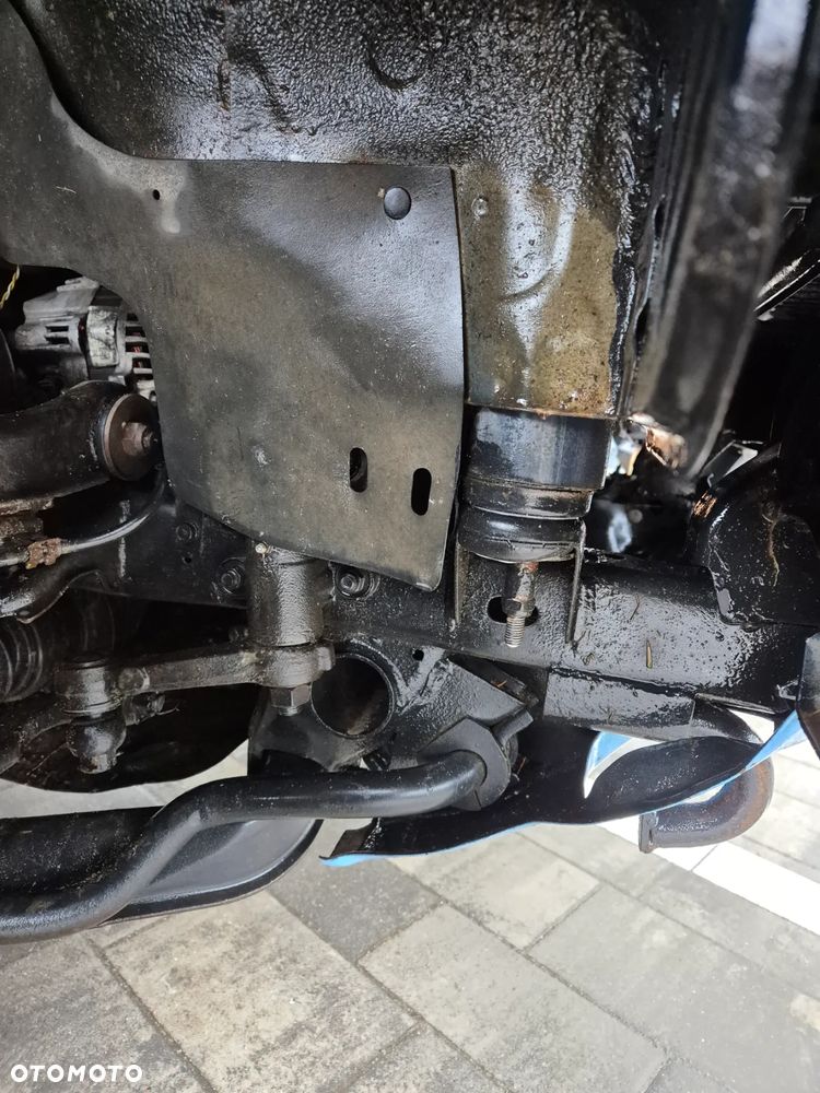 Mitsubishi Pajero - 17