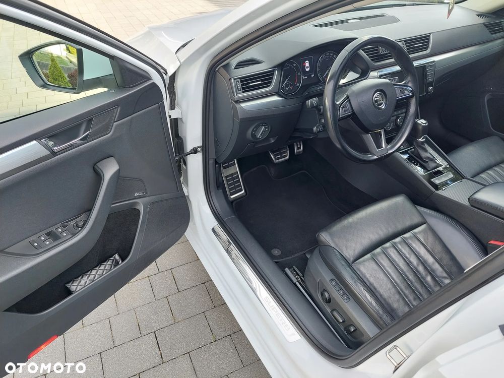 Skoda Superb 2.0 TDI 4x4 Style DSG - 7