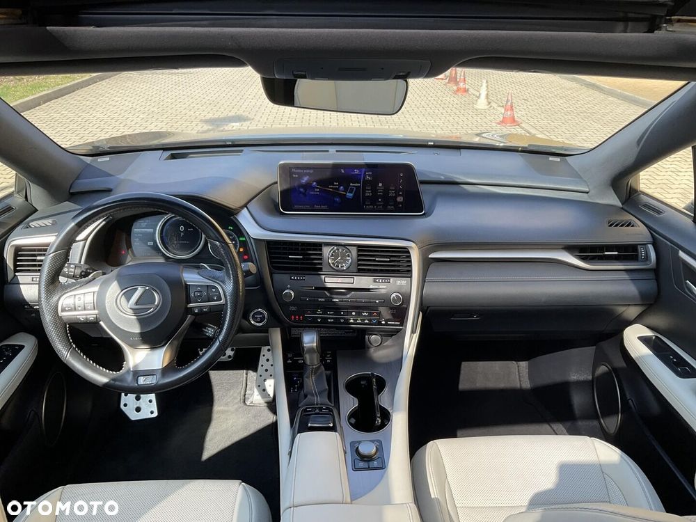 Lexus RX 450h F Sport Edition - 9