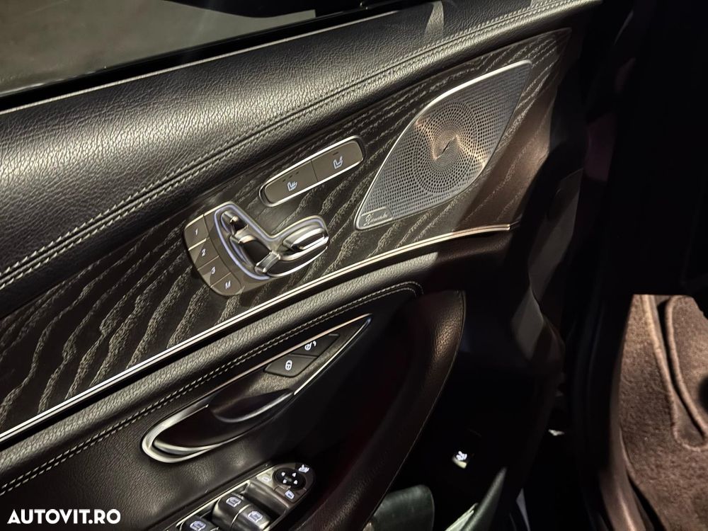 Mercedes-Benz CLS - 8