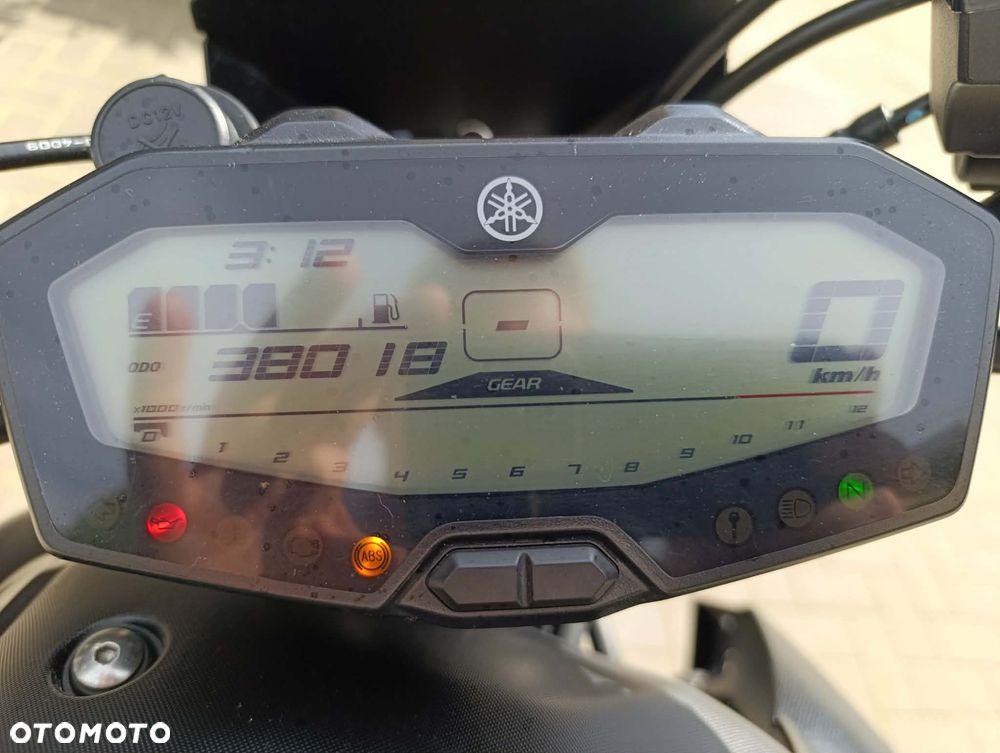 Yamaha MT - 5