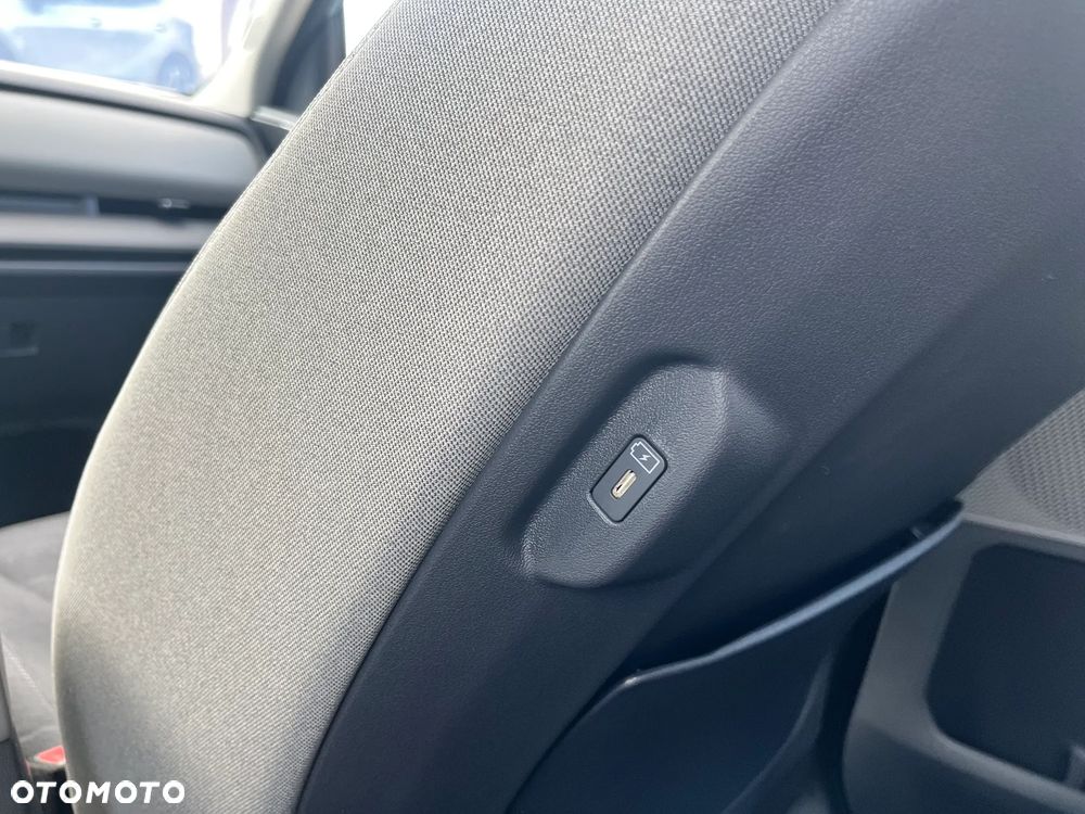 Kia Seltos 1.6 T-GDI M DCT - 35