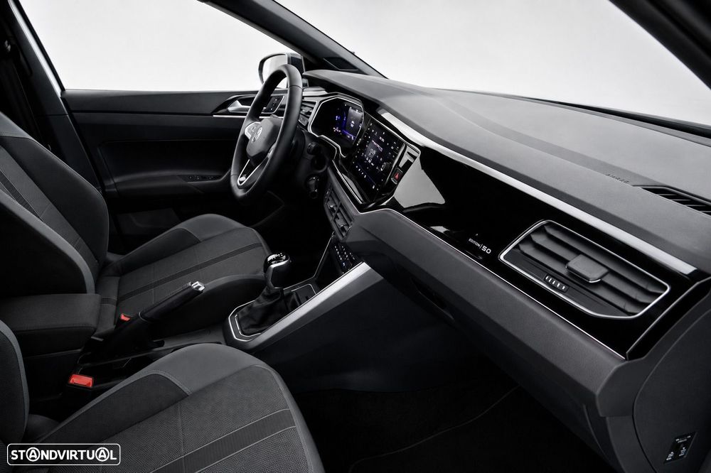VW Polo 1.0 TSI Urban DSG - 21