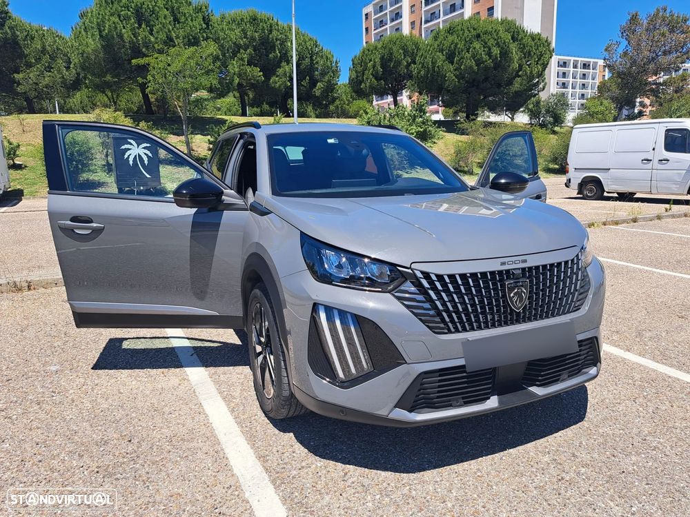 Peugeot 2008 1.2 PureTech Allure Pack EAT8 - 5