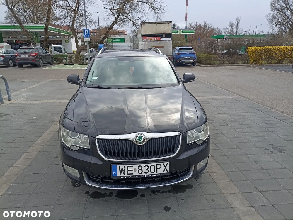 Skoda Superb 2.0 TSI Ambition DSG - 2