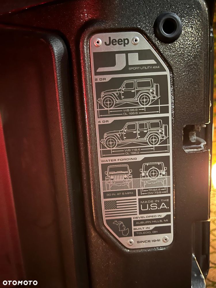 Jeep Wrangler 2.2 CRD Sahara - 28