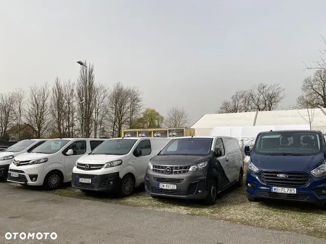 Opel VIVARO - 13