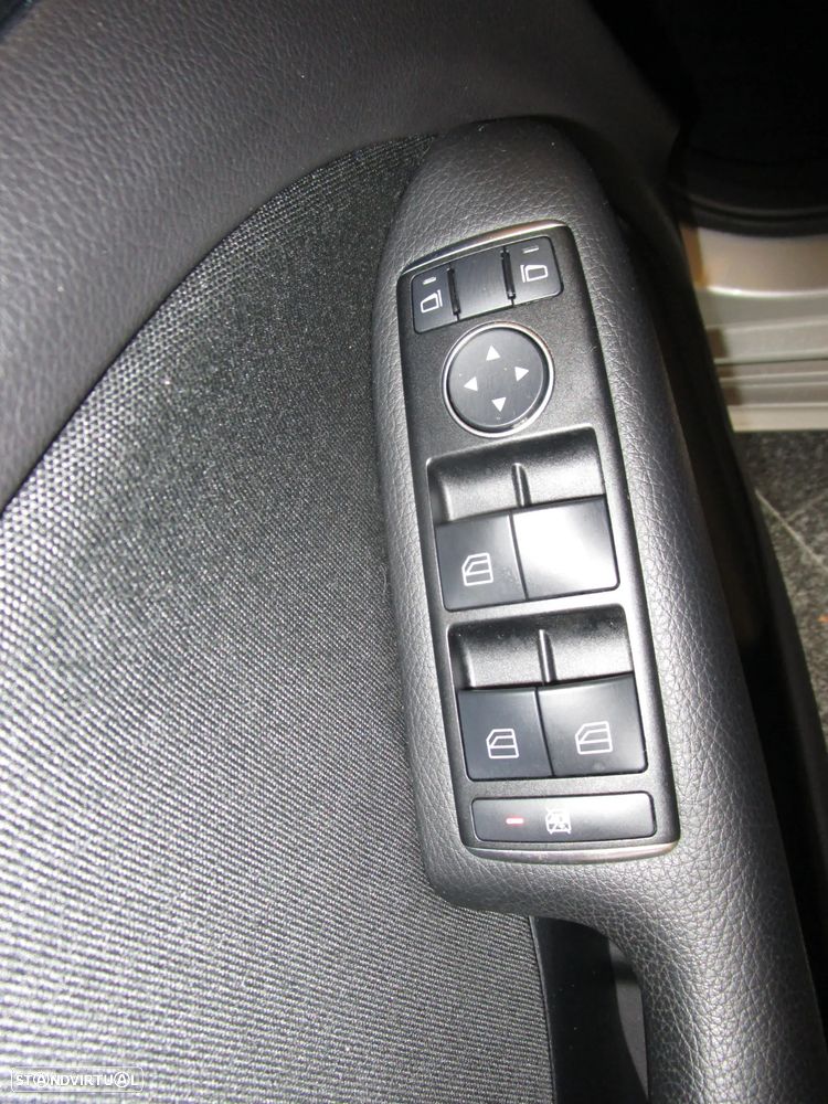 Mercedes-Benz B 180 d 7G-DCT Edition - 26