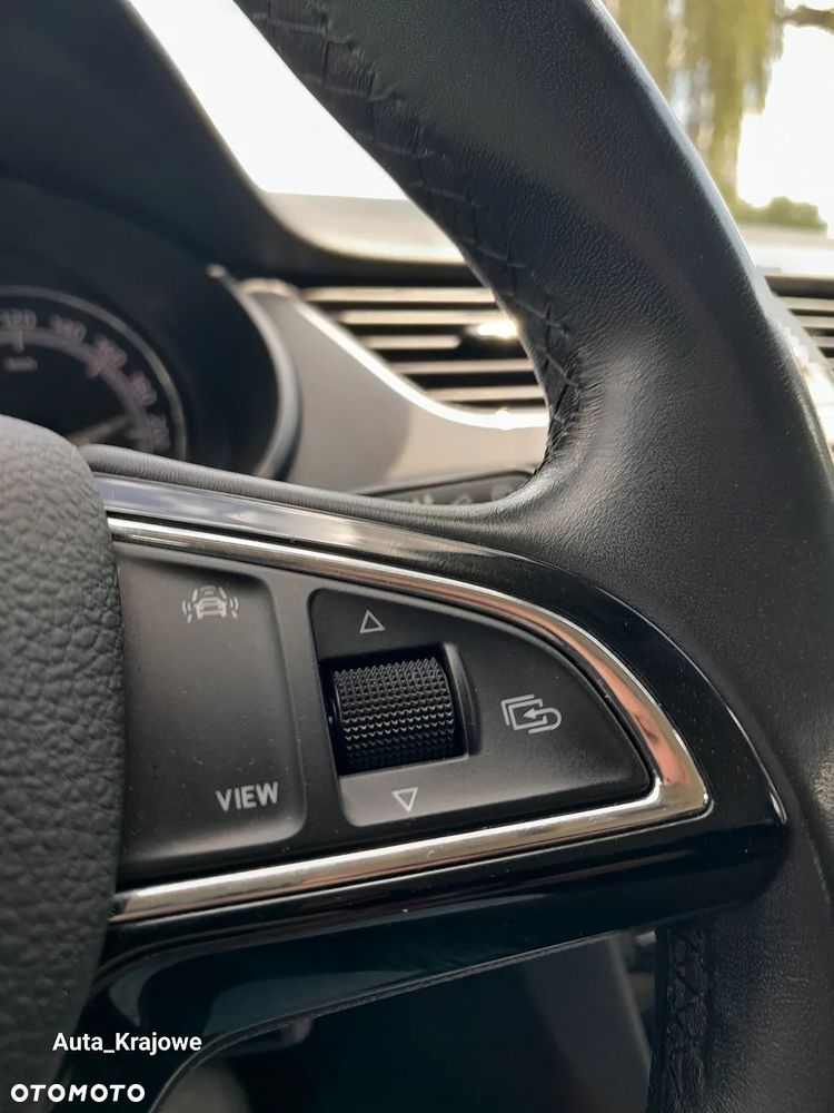 Skoda Octavia 2.0 TDI SCR Ambition - 24