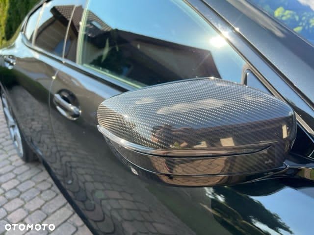 BMW Seria 8 - 7