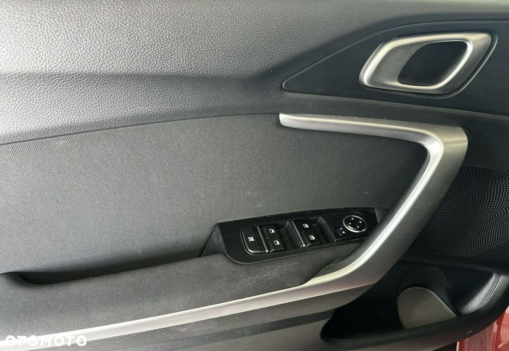 Kia Ceed - 14
