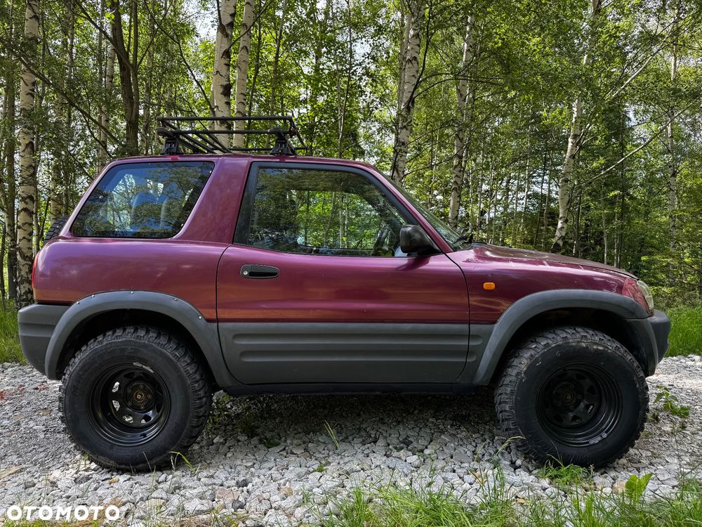Toyota RAV4 2.0 - 3