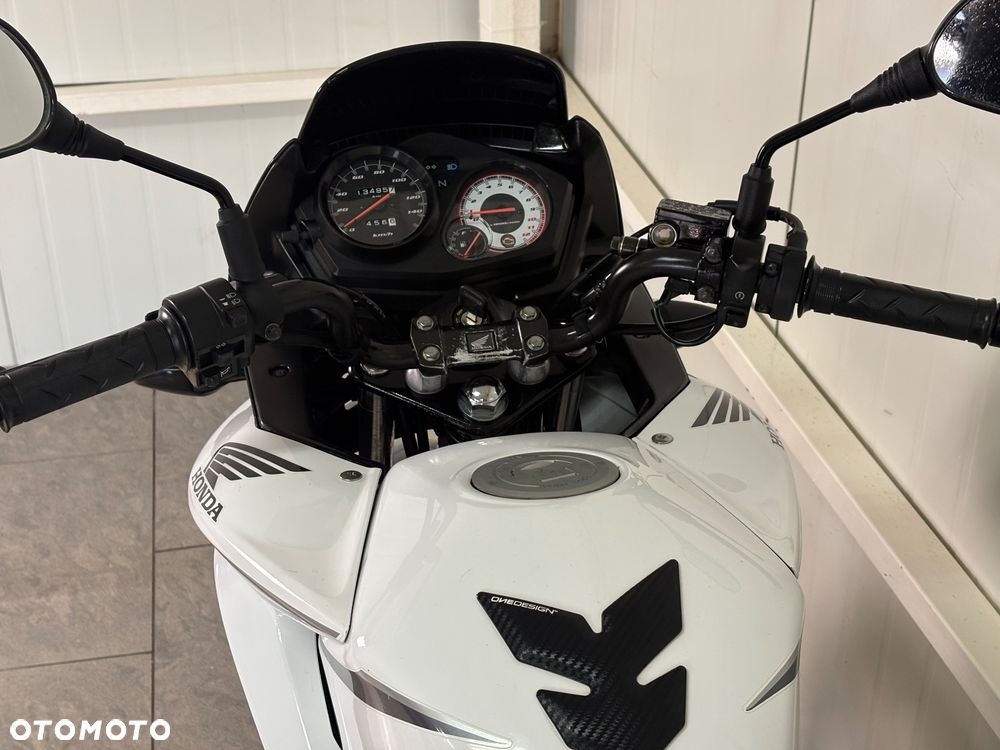 Honda CBF - 10