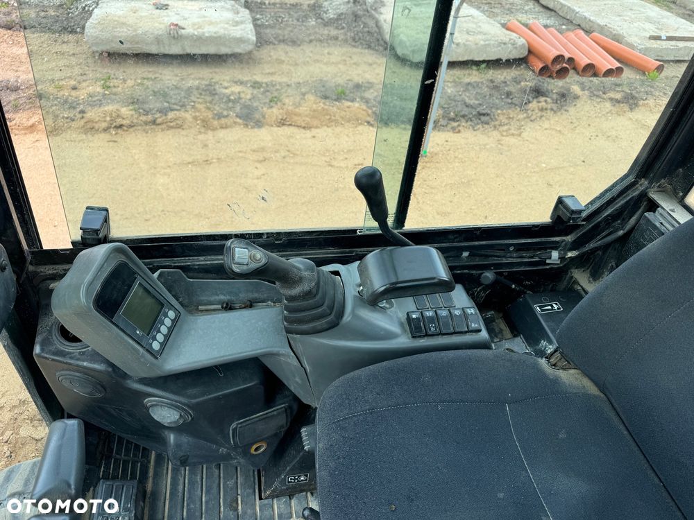 Yanmar SV18 - 8