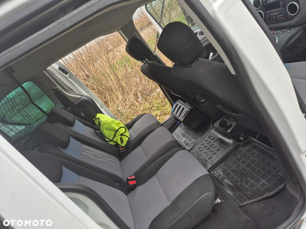 Peugeot Partner - 13