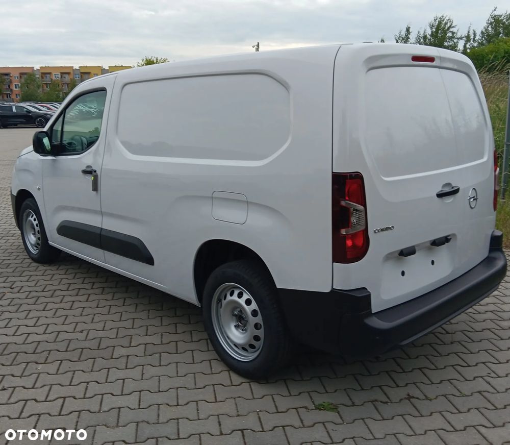 Opel Combo Cargo L2 950kg - 3