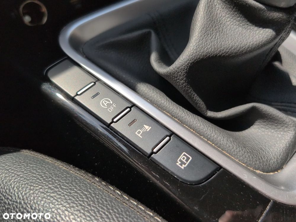 Kia Ceed - 29