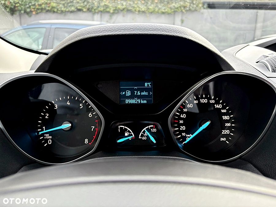 Ford Kuga 1.5 EcoBoost 2x4 Business Edition - 36