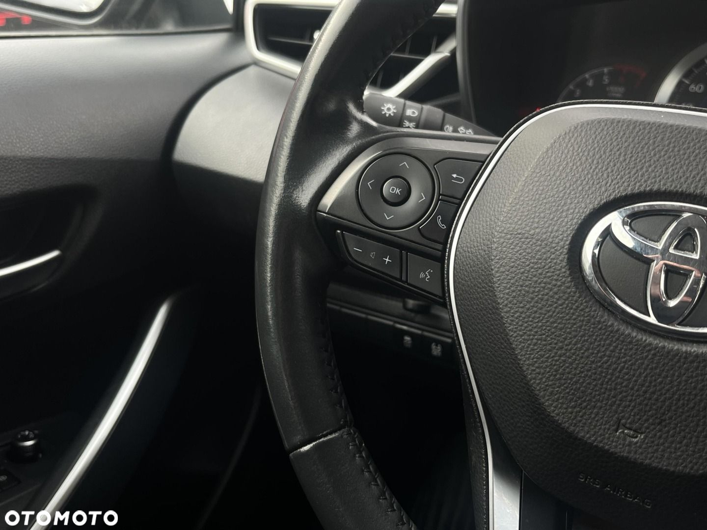 Toyota Corolla - 16
