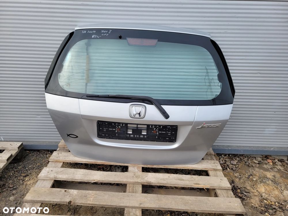 Honda jazz II 05-08 lift Klapa bagaznika NH700M - 1