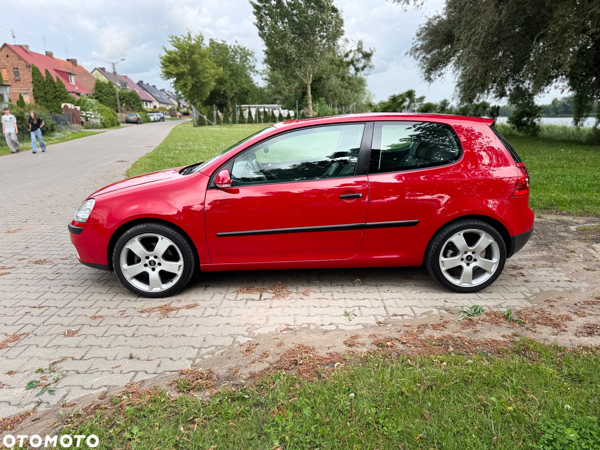 Volkswagen Golf V 2.0 FSI Sportline - 2