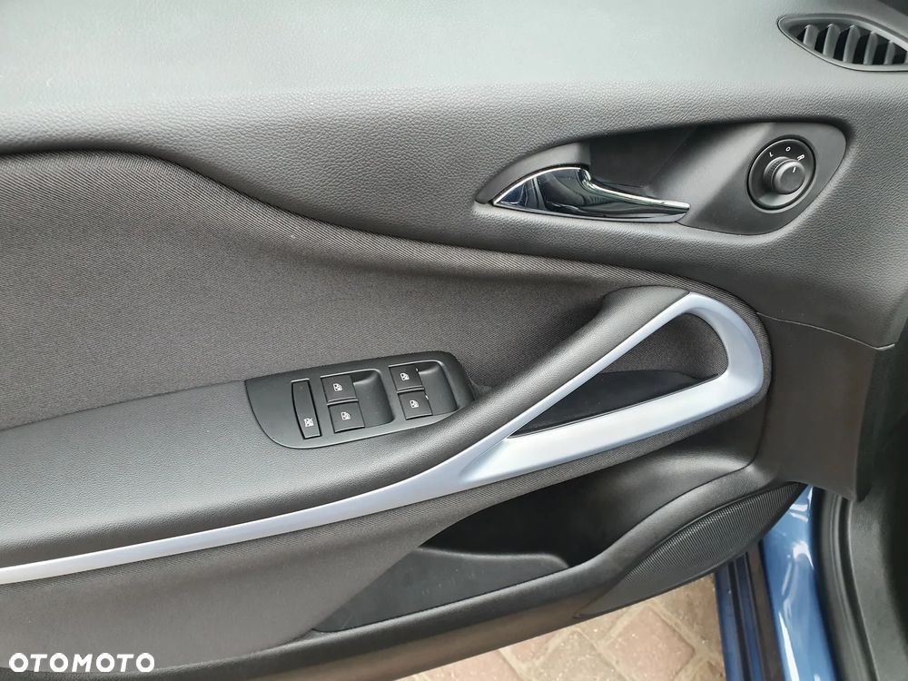 Opel Zafira 1.4 Turbo (ecoFLEX) Start/Stop Active - 23