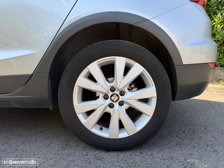 SEAT Arona - 4