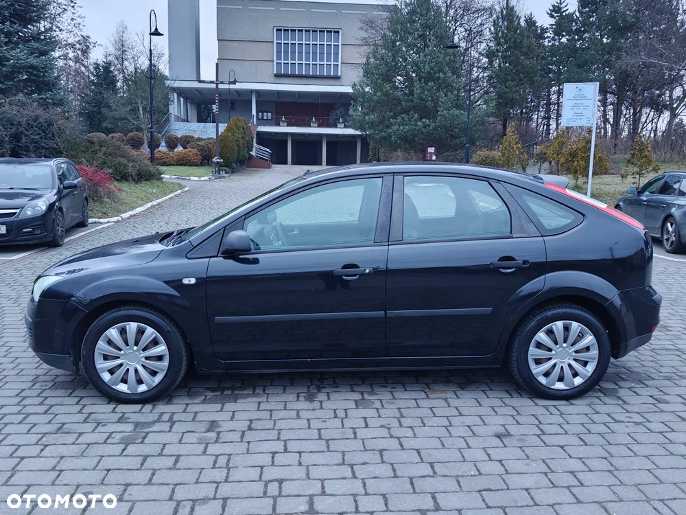 Ford Focus 1.8 TDCi Ambiente - 9
