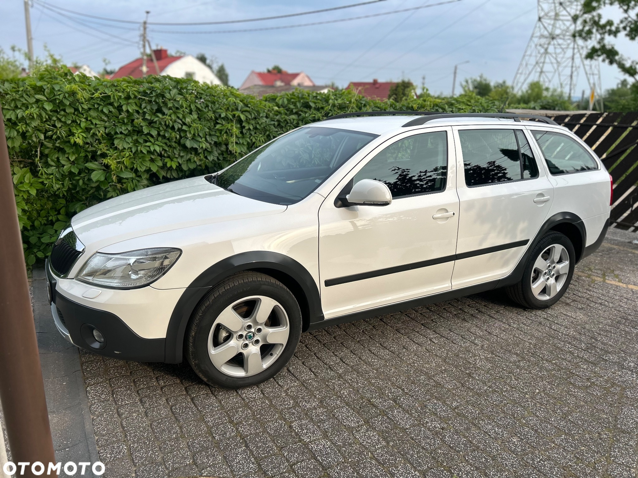 Skoda Octavia Combi 2.0 TDI DPF 4x4 Scout - 12