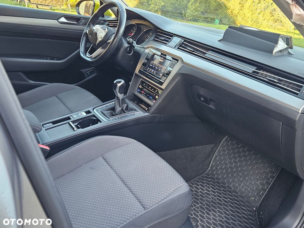 Volkswagen Passat 1.5 TSI EVO Essence - 23