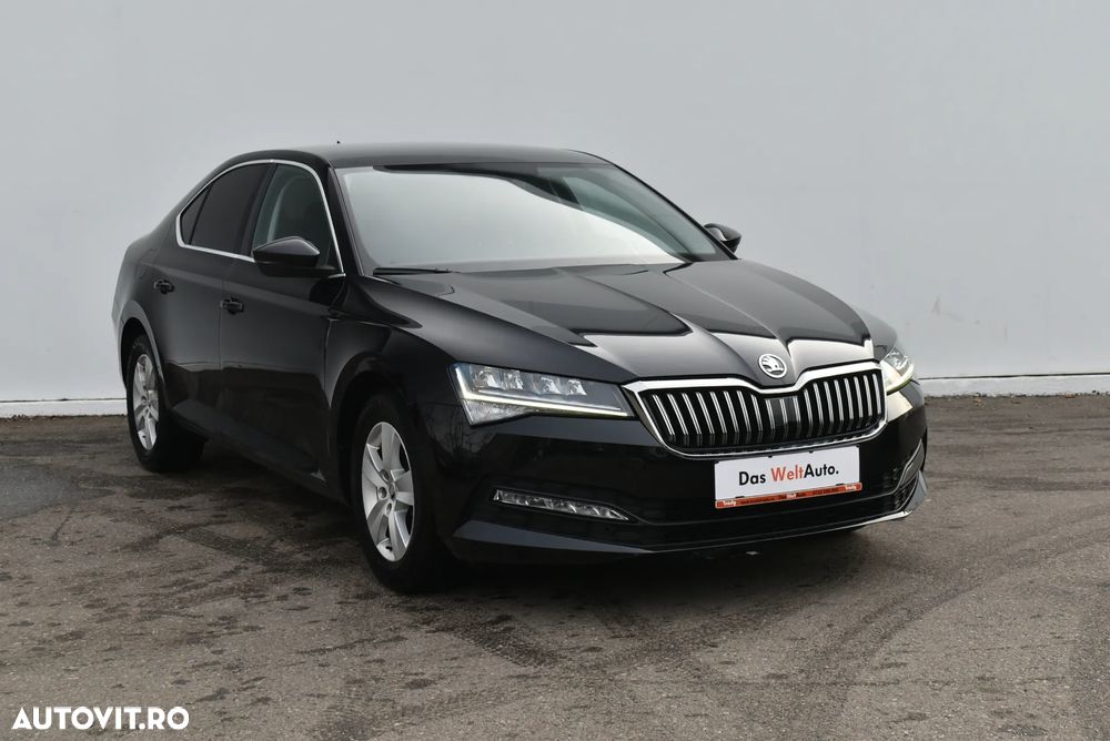 Skoda Superb 2.0 TDI DSG Ambition - 2