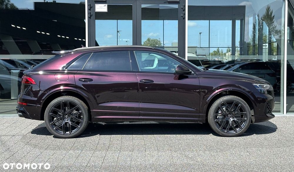 Audi RS Q8 - 4