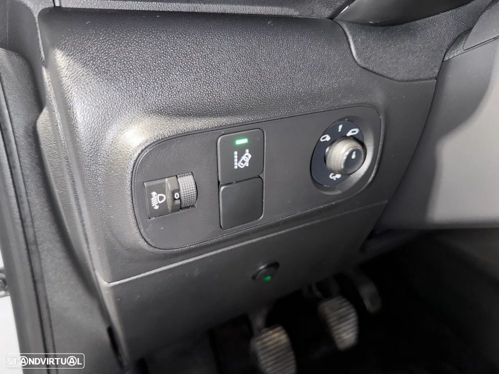 Citroën C3 Pure Tech S&S Live - 14