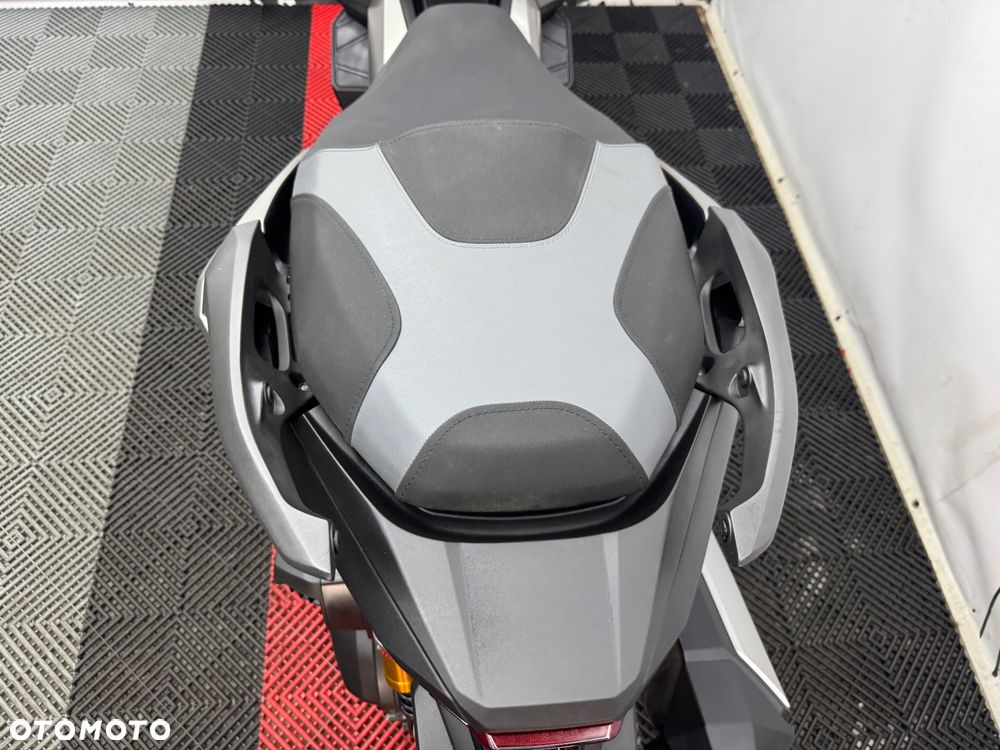 Honda ADV350 - 22