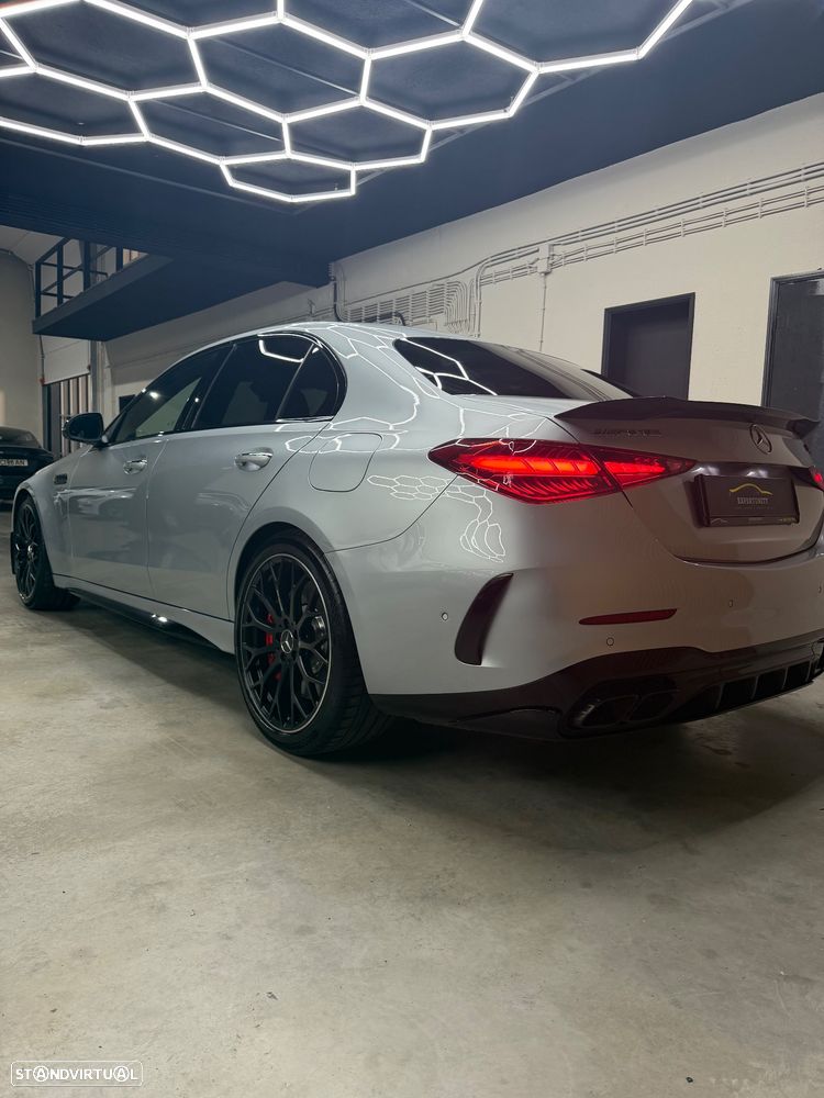 Mercedes-Benz C 63 AMG S E Performance 4Matic - 7